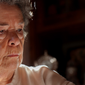 Maricarmen, en el interior de su casa, en Saiz de Baranda (Madrid).