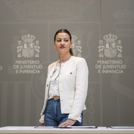 La ministra de Juventud e Infancia, Sira Rego, durante la firma de un convenio de colaboración con la Confederación Autismo España, en la sede del Ministerio de Juventud e Infancia, a 14 de mayo de 2025, en Madrid (España).