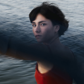 La poeta Elsa Moreno, autora de Prendida y En un lugar limítrofe.