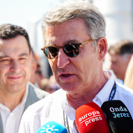 Foto de archivo del presidente del PP, Alberto Núñez Feijoó, durante el Gran Premio de Motociclismo de Jerez.