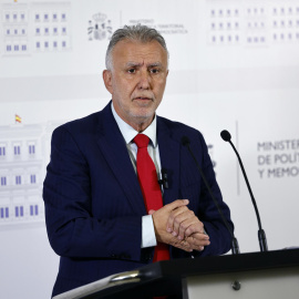 El ministro de Política Territorial y Memoria Democrática, Ángel Víctor Torres, comparece este martes en rueda de prensa desde la sede de su ministerio tras conocerse el informe de la Unidad Central Operativa (UCO) de la Guardia Civilç.