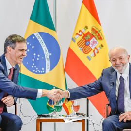 El presidente del Gobierno, Pedro Sánchez, junto al presidente de Brasil Lula Da Silva en marzo de 2024.