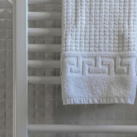 Imagen de un radiador de baño.