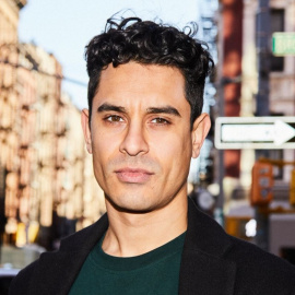 El humorista David Suárez presenta su espectáculo, Humor blanco.