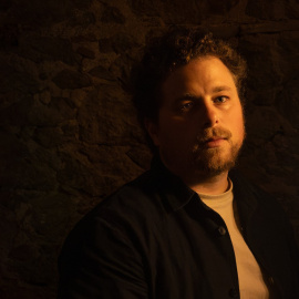 El fotoperiodista Samuel Nacar, guanyador del World Press Photo 2025 en la categoria de reportatge gràfic de la regió d'Àsia Occidental, Central i del Sud.