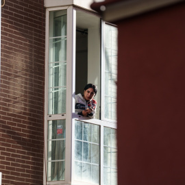 Vecinos de Carabanchel concentrados para parar el desahucio de seis familias