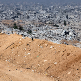 Vista de la ciudad de Gaza desde la frontera de la 'línea amarilla'.