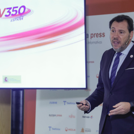 Óscar Puente en un desayuno informativo en Madrid.