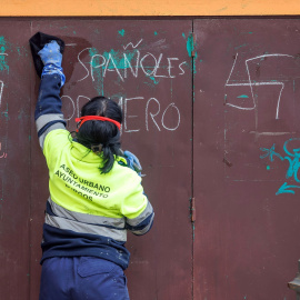 Pintadas racistas en las sedes de varias ONGs en Burgos