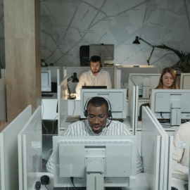 Pasamos ocho horas al día en nuestro centro de trabajo.