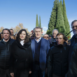 Botella, Aznar, Ayuso, Feijóo, Almeida y Rajoy, este domingo en Madrid.