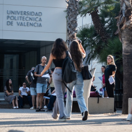 La transición entre la adolescencia y la vida adulta es una etapa crítica en la vida de las personas.