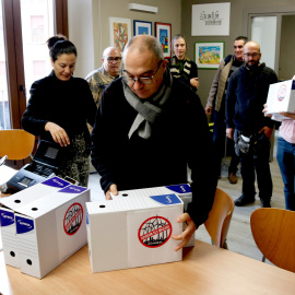 La plataforma Aturem els molins presenta les al·legacions a l'Ajuntament de Montbrió del Camp