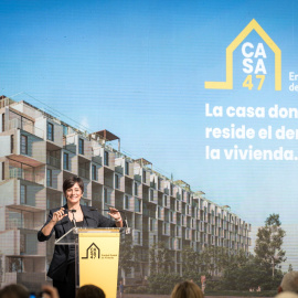 La ministra de Vivienda y Agenda Urbana, Isabel Rodríguez, interviene durante la presentación de la Entidad Estatal de Vivienda, en el Espacio Rastro, a 4 de diciembre de 2025, en Madrid (España).