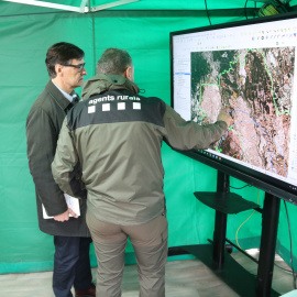 El president de la Generalitat, Salvador Illa, al Centre de comandament avançat del dispositiu de contenció de la PPA, a Santa Perpètua de Mogoda.