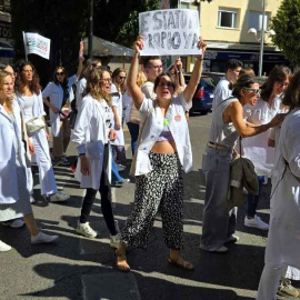 Los médicos de todo el país están llamados a cuatro días consecutivos de huelga contra el estatuto marco de Sanidad
