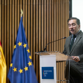 El Ministro de Asuntos Exteriores, Unión Europea y Cooperación, José Manuel Albares interviene durante el acto de presentación de un cupón extraordinario de la ONCE, a 2 de diciembre de 2025