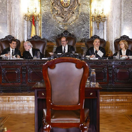 Vista del tribunal del juicio al fiscal general del Estado.