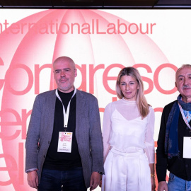 El secretario general de CCOO, Unai Sordo; la vicepresidenta segunda y ministra de Trabajo y Economía Social, Yolanda Díaz y el secretario general de UGT, Pepe Álvarez.