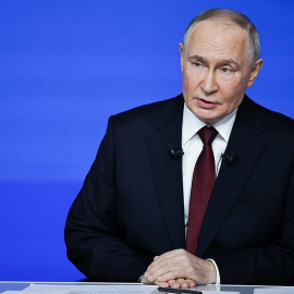 El presidente ruso, Vladímir Putin, durante un minuto de silencio en una reunión ampliada de la Junta Directiva del Ministerio de Defensa.