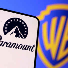 Los logos de Paramount y de Warner.