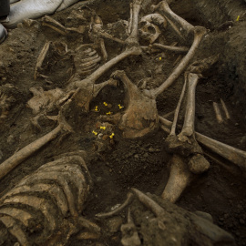 Fotografía de archivo de los trabajos de exhumación en Víznar, Granada.