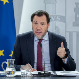 El ministro de Transportes y Movilidad Sostenible, Óscar Puente, durante una rueda de prensa posterior al Consejo de Ministros.