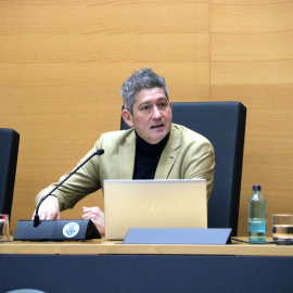 L'alcalde de l'Hospitalet, David Quirós, durant el ple