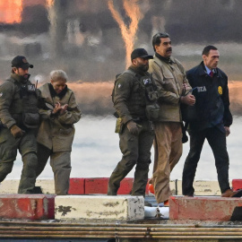 Nicolás Maduro y su esposa, Cilia Flores, llegan a Nueva York, el 05 de enero de 2026.