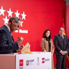 (Foto de ARCHIVO)El decano del Ilustre Colegio de la Abogacía de Madrid, Eugenio Ribón, durante el acto de firma entre la Comunidad de Madrid y  los decanos de los colegios de abogados y procuradores, un protocolo de actuación frente a la ocupación ilegal de las viviendas, en la Real Casa de Correos, a 19 de mayo de 2025, en Madrid (España). Durante el acto, la presidenta de la Comunidad de Madrid ha hablado de la pérdida del alquiler en España, haciendo alusión a que España ha perdido 120.000 alquileres en dos años desde la aplicación de la Ley de Vivienda.Gabriel Luengas / Europa Press19 MAYO 2025;AYUSO;ABOGADOS;PROCURADORES;VIVIENDAS19/5/2025