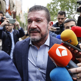 El exsecretario autonómico de Emergencias Emilio Argüeso a su llegada a la Ciudad de la Justicia de València.