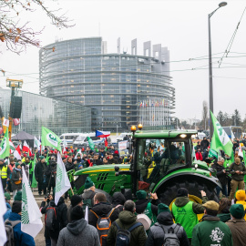 Protesta frente al Europarlamento contra el acuerdo UE-Mercosur, en Estrasburgo (Francia), a 20 de enero de 2026.