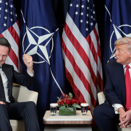 El presidente de EEUU, Donald Trump, mantiene una reunión con el secretario general de la OTAN, Mark Rutte.