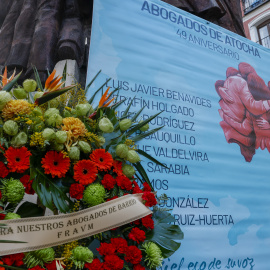 Ofrenda floral a los Abogados de Atocha en el 49 aniversario de su asesinato.