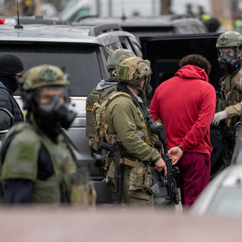 Imagen de archivo del Servicio de Inmigración y Control de Aduanas (ICE) durante un operativo.