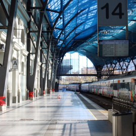 Andana de l'estació de França, a Barcelona, en una imatge d'arxiu. 01/01/2025
