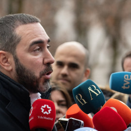 El empresario Víctor de Aldama a la salida de la Audiencia Nacional tras declarar por el ‘caso hidrocarburos’.