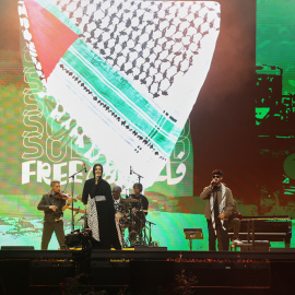 Actuació del grup palestí Sol Band durant el Concert-manifest x Palestine.