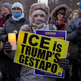 Vigilia en Nueva York por el asesinato de Alex Pretti a manos del ICE.