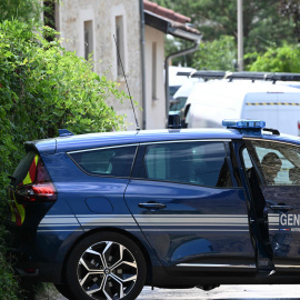 Foto de archivo de un coche del cuerpo de la policía francesa.
