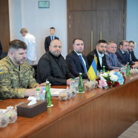 La segunda ronda de contactos trilaterales entre negociadores de Ucrania, Rusia y EEUU ha comenzado en la capital de los Emiratos Árabes Unidos