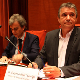 Eugeni Sallent, a la dreta de la imatge, en una compareixença al Parlament, en una imatge d'arxiu. 04/02/2026