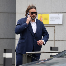 EuropaPress_7265596_francisco_borbon_acompanado_abogada_abandona_audiencia_nacional_04_febrero (1)