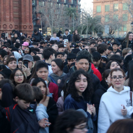 L'Arc de Triomf de Barcelona, ple de curiosos a la recerca de 'therians'. 21/02/2026