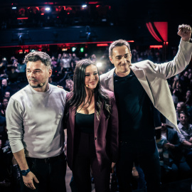 Gabriel Rufián, Sarah Santaolalla y Emilio Delgado