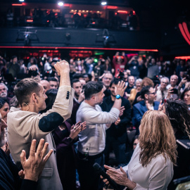 EuropaPress_7304536_decenas_personas_dialogo_futuro_izquierda_alternativa_sala_galileo_galilei