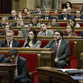 Aspecto del Parlament durante la votación en la que se ha aprobado la subida de la tasa turística