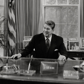 Ronald Reagan, en el despacho Oval de la Casa Blanca.