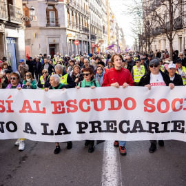 'Sí al escudo social. No a la precariedad'