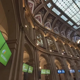 Logo de Neoenergia, la filial brasileña de Iberdrola, en la Bolsa de Madrid, en una imagen de archivo.